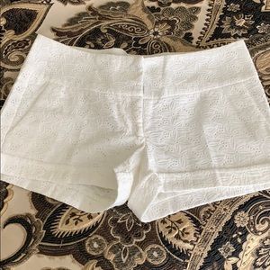 Cute white shorts